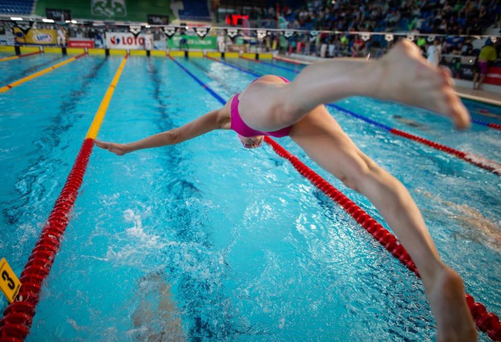 Zimowe Mistrzostwa Polski Juniorów w pływaniu: Julia Adamczyk mistrzynią Polski