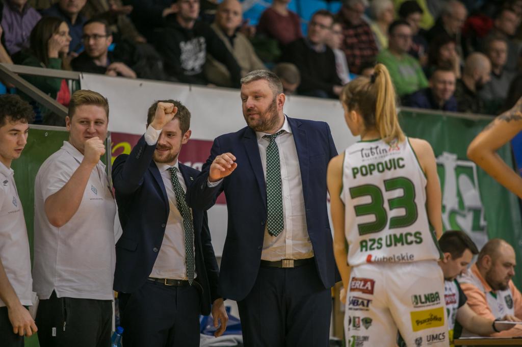 Krzysztof Szewczyk najlepszym trenerem Basket Ligi Kobiet