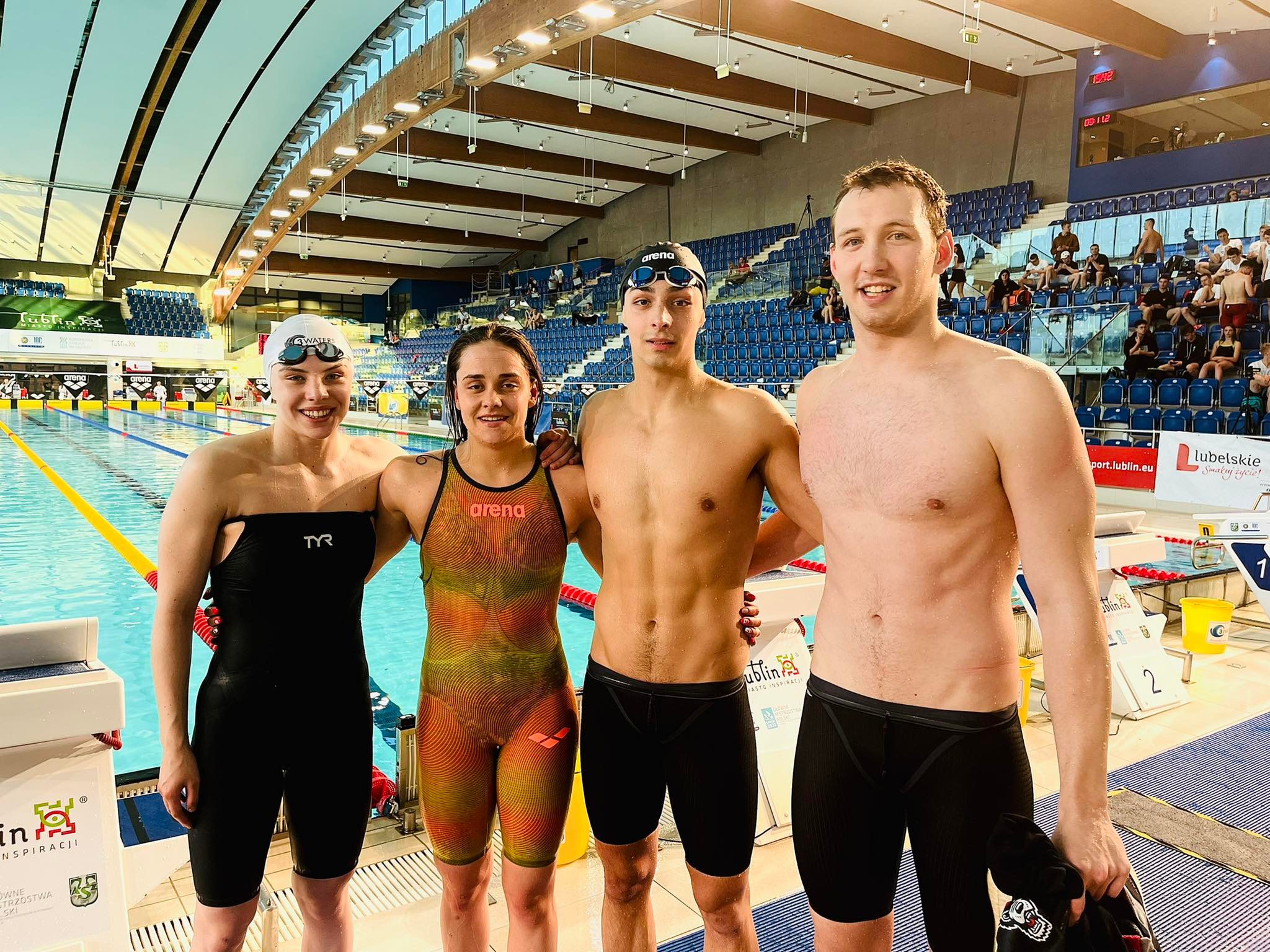 Główne Mistrzostwa Polski Seniorów i Młodzieżowców w pływaniu. Dzień I