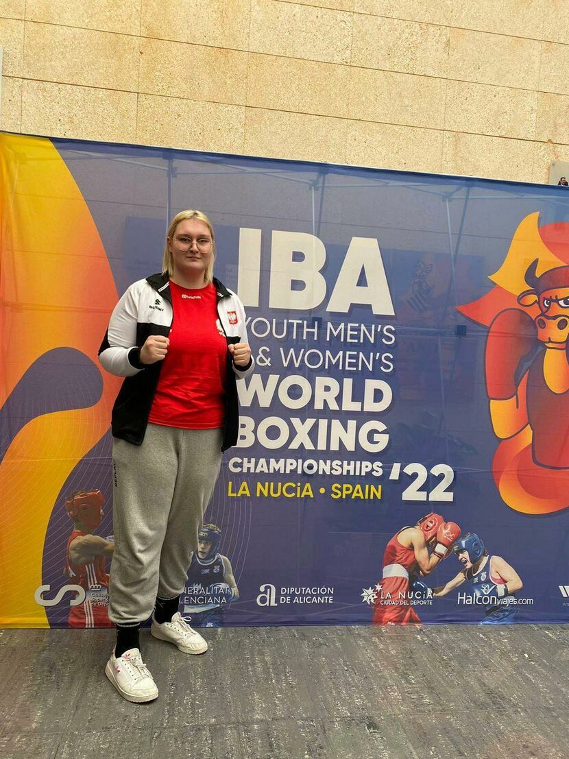 Weronika Bochen w półfinale młodzieżowych mistrzostw Europy w boksie